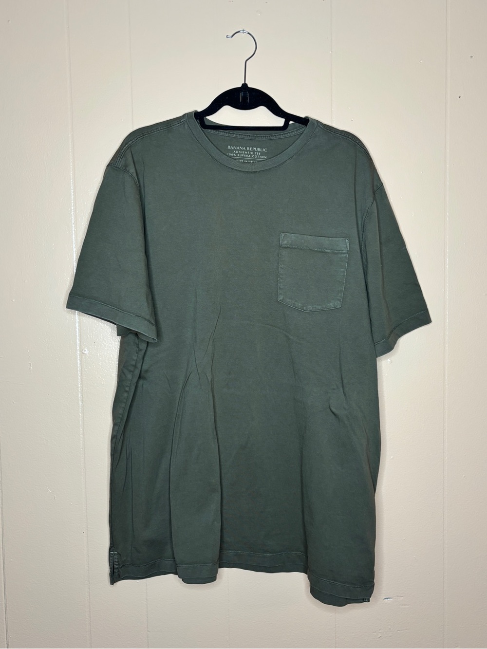Banana Republic Olive Green Short Sleeve Pocket Tee